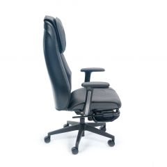 Офисное массажное кресло MAO Quantum Black