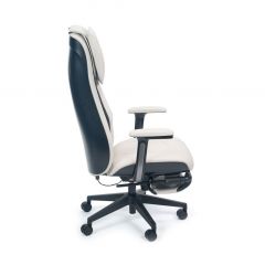 Офисное массажное кресло MAO Quantum White