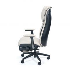 Офисное массажное кресло MAO Quantum White